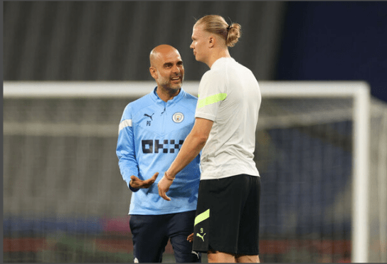 他用扣篮点燃全场（一记暴扣引爆全场）