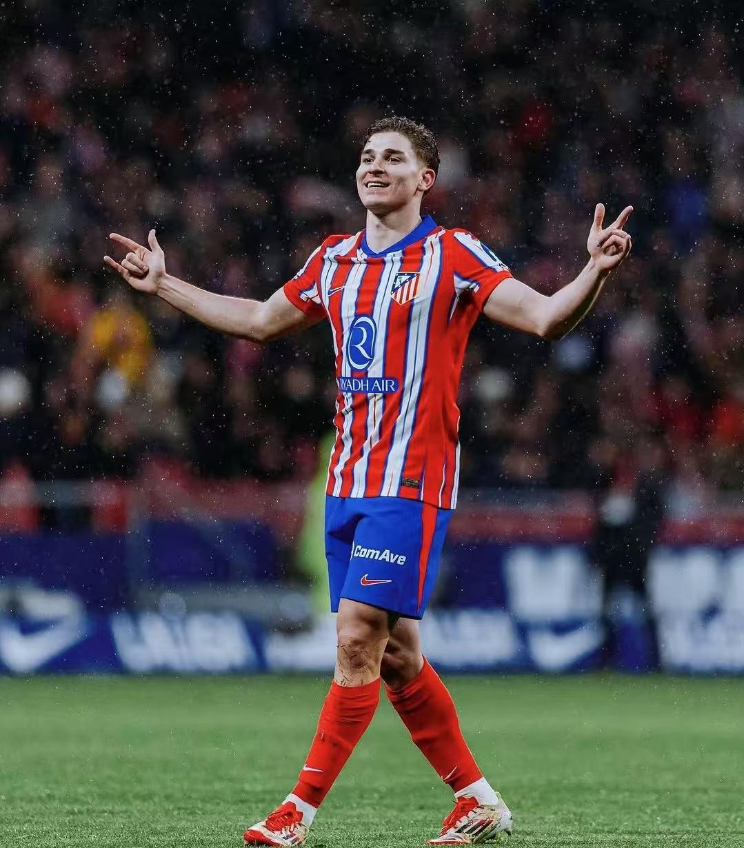 中国U19女排副攻崭露头角，3-0轻取智利取世锦赛两连胜，今晚迎战日本（中国U19女排副攻闪耀全场，3-0完胜智利收获世锦赛两连胜，今晚对阵日本）