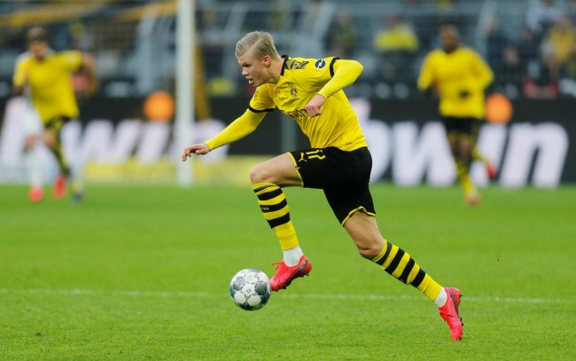 劳塔罗全场数据：吃到1张黄牌，3射1正，1次越位（劳塔罗全场表现：领到1张黄牌，3次射门1次射正，越位1次）