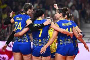 矛盾缓和！萨拉赫将回归阵容，和斯洛特的谈话卓有成效（关系破冰！萨拉赫重返阵容，与斯洛特沟通成效显著）