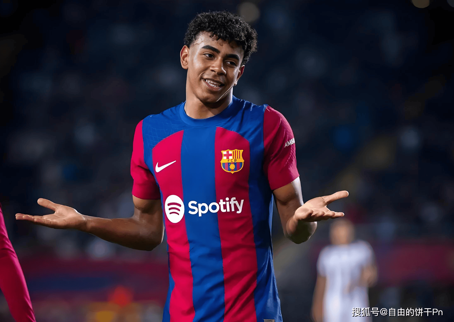 开拓者队记：今天的裁判烂到极点，完全掌控不住局面（开拓者随队记者：今晚裁判表现极差，场面完全失控）