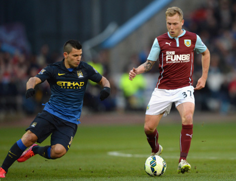 足球周刊：重返国足是刘若钒的愿望，殷切期待完成A级赛首秀（足球周刊：刘若钒盼回归国足，期待迎来A级赛首秀）